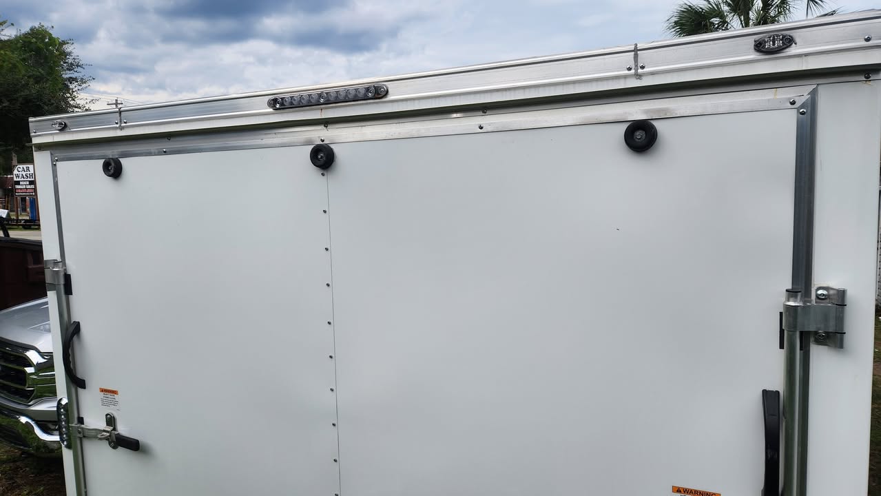 8.5x16 ta Cargo Enclosed Trailer - Thumbnail 4