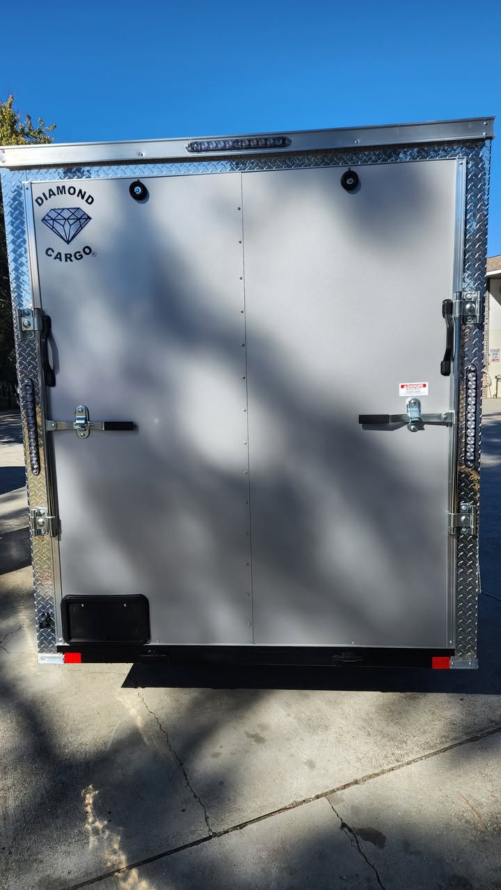 Cargo/Enclosed Trailer 6x10 sa - Thumbnail 6