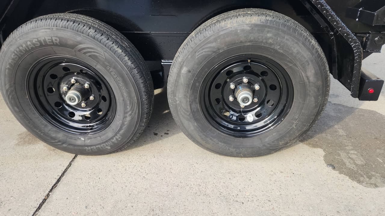 Bull Dawg  Dump Trailer - Thumbnail 9