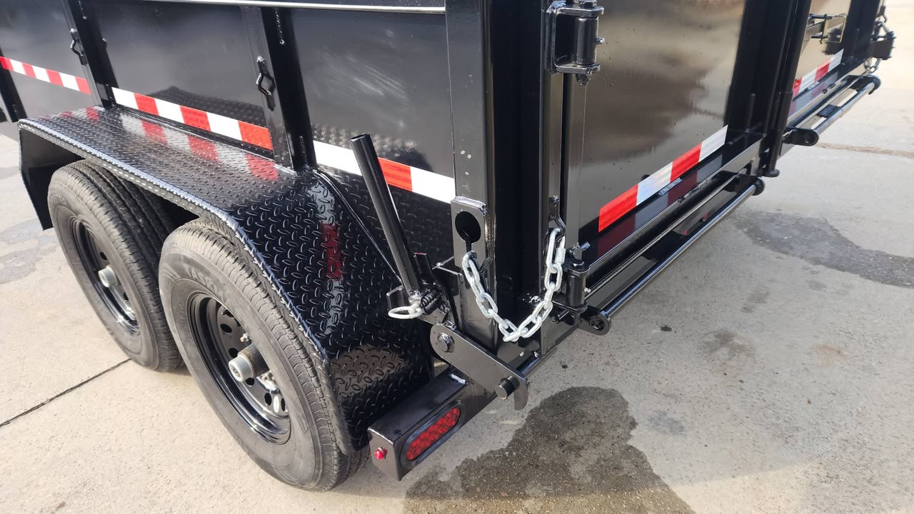 Bull Dawg  Dump Trailer - Thumbnail 10