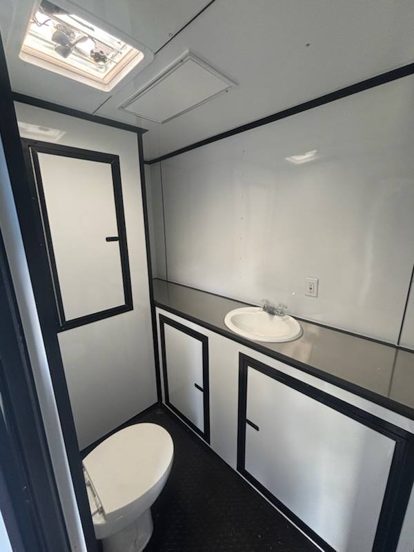 8.5x36 Enclosed/Cargo Trailer - Thumbnail 9