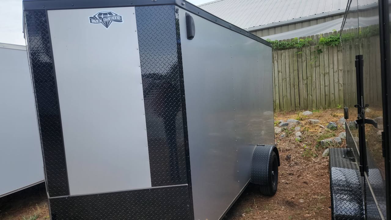 6x12 Cargo/Enclosed Trailer - Single Axle - Thumbnail 4