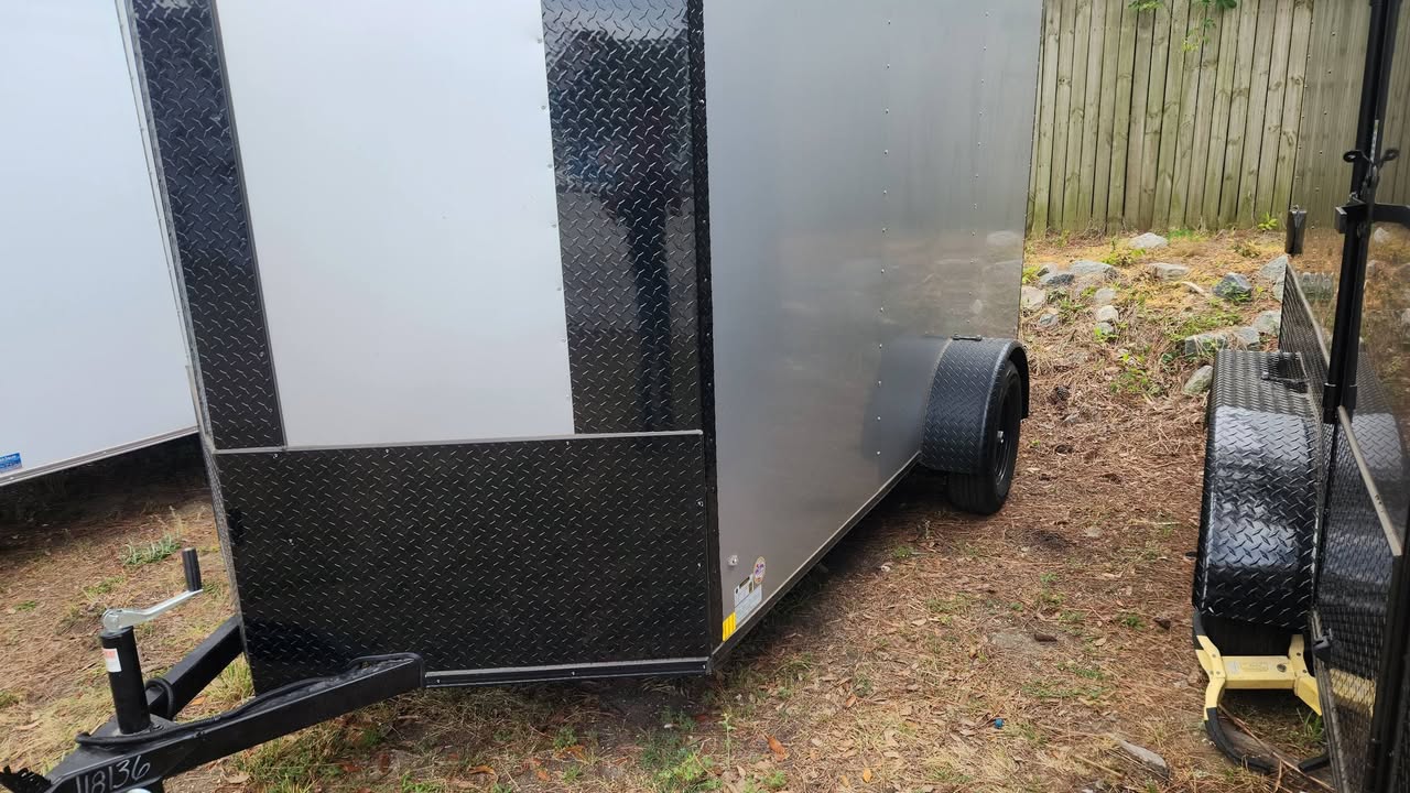 6x12 Cargo/Enclosed Trailer - Single Axle - Thumbnail 5
