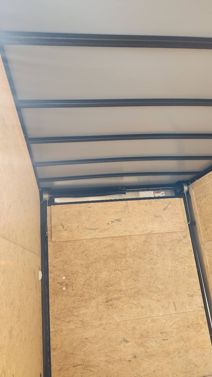 6x12 Cargo/Enclosed Trailer - Thumbnail 10