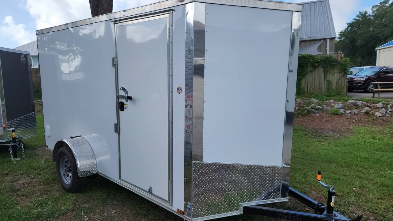 6x12 sa Enclosed/ Cargo Trailer - Thumbnail 3
