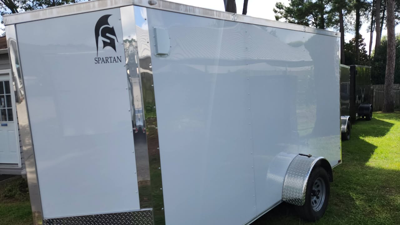 6x12 sa Enclosed/ Cargo Trailer - Thumbnail 4
