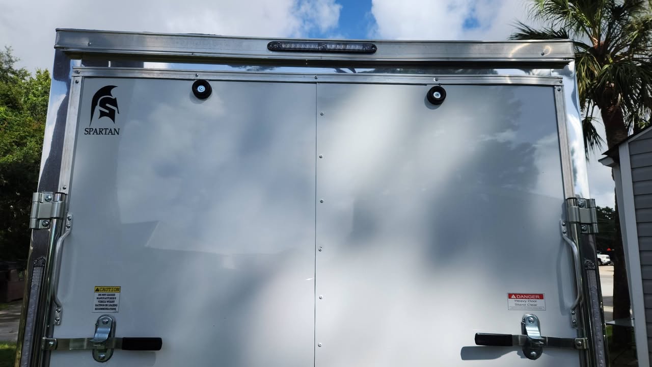 6x12 sa Enclosed/ Cargo Trailer - Thumbnail 7